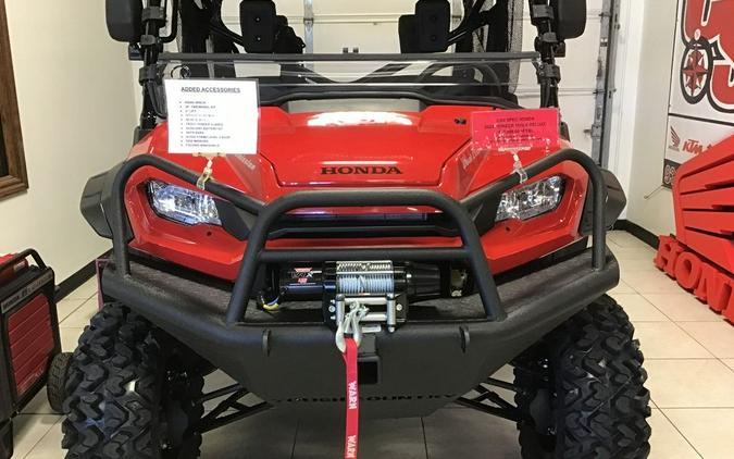 2025 Honda® Pioneer 1000-6 Deluxe Crew