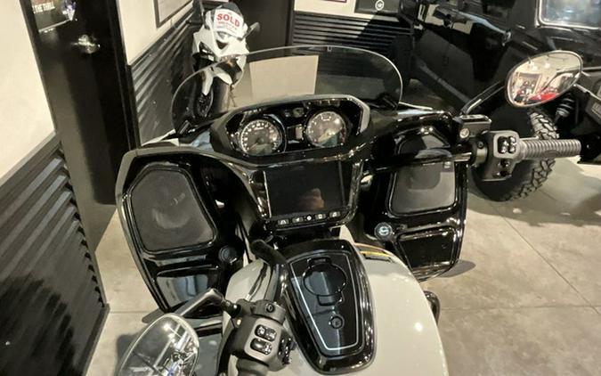 2026 Indian Challenger Dark Horse 112 Chalk with Black Metallic