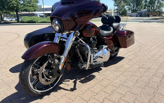 FLHXS 2016 Street Glide® Special