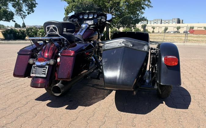 FLHXS 2016 Street Glide® Special