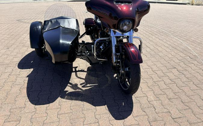 FLHXS 2016 Street Glide® Special