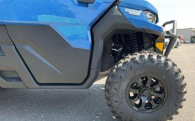 2023 Can-Am® Defender 6x6 Limited HD10