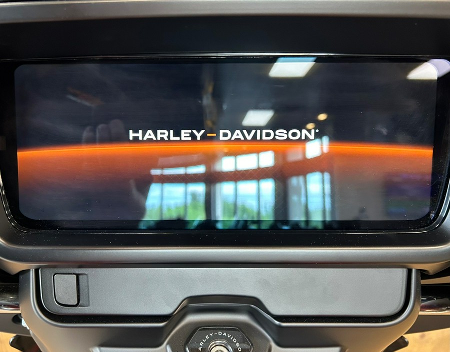 2024 Harley-Davidson Street Glide