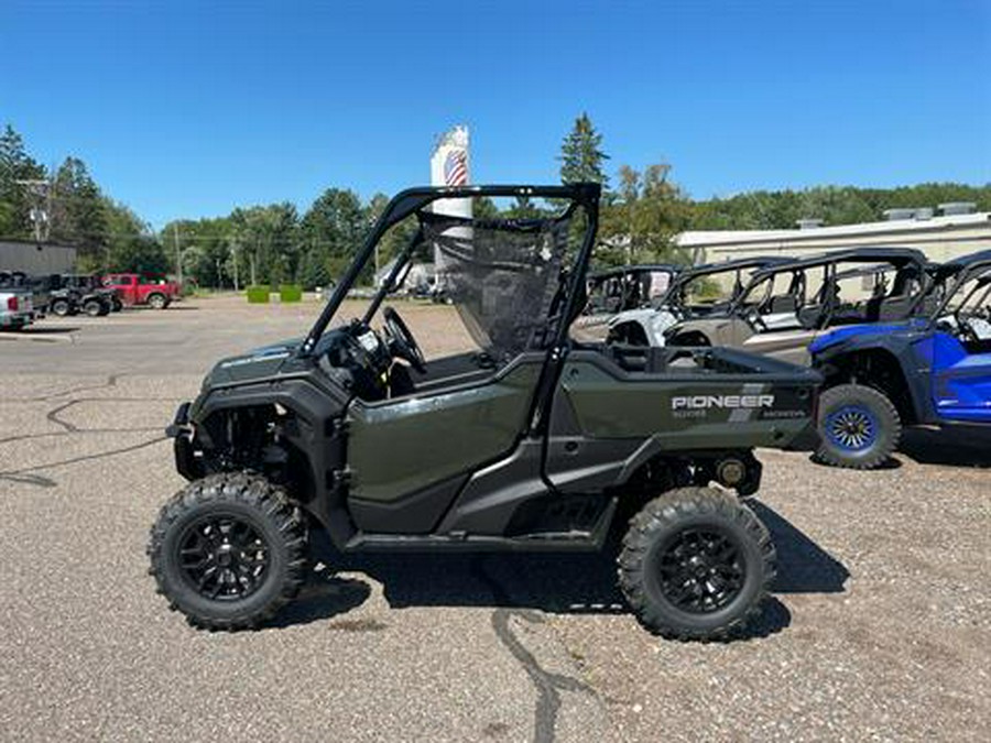 2024 Honda Pioneer 1000 Deluxe