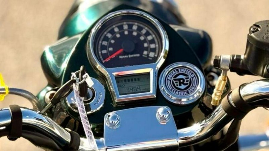 2023 Royal Enfield Classic 350 Signals/Dark