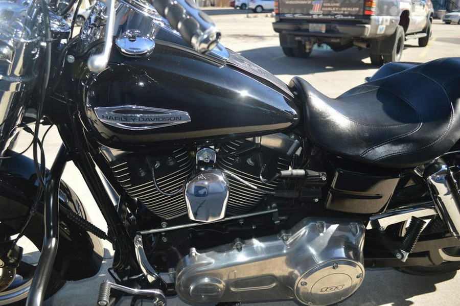 2015 Harley-Davidson® FLD - Dyna® Switchback™