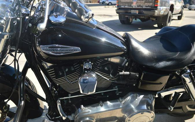 2015 Harley-Davidson® FLD - Dyna® Switchback™