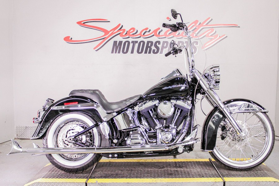 2016 Harley-Davidson Softail® Deluxe