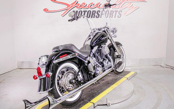 2016 Harley-Davidson Softail® Deluxe