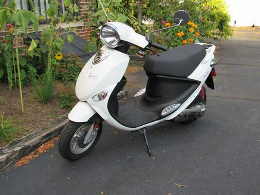 2023 Genuine Scooters Buddy 50