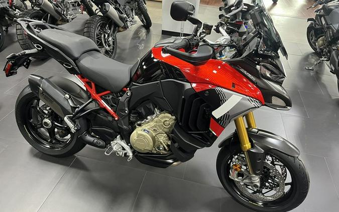 2025 Ducati Multistrada V4 Pikes Peak