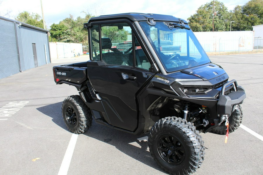 2026 Can-Am Defender XT CAB HD11