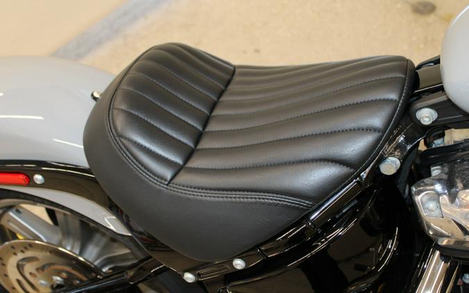 Used 2024 Harley-Davidson Softail Standard Cruiser FXST Motorcycle For Sale In Miami, Florida