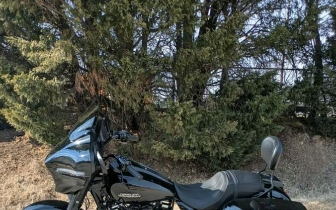 2024 Harley-Davidson Street Glide® Base