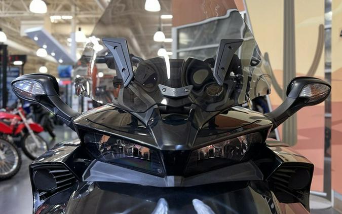 2017 Can-Am Spyder F3 6-Speed Semi-Automatic (SE6)