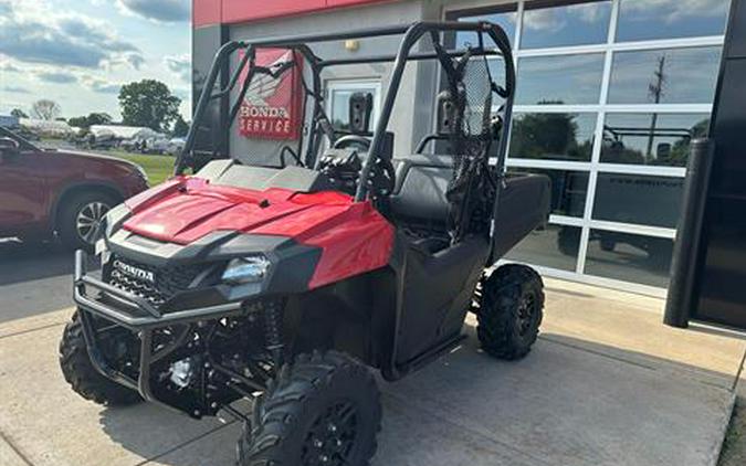 2025 Honda Pioneer 700 Deluxe