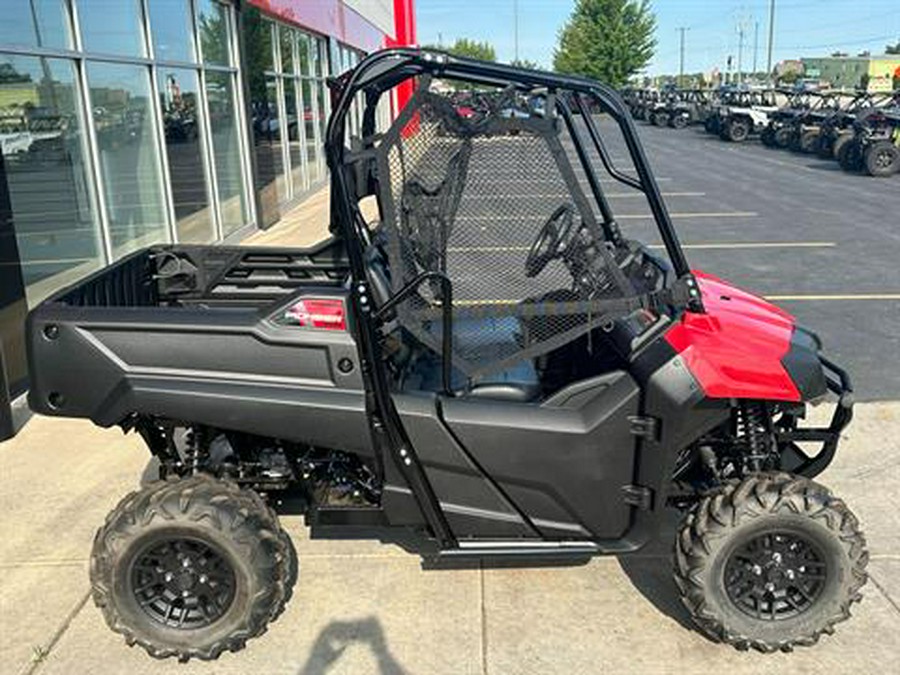 2025 Honda Pioneer 700 Deluxe