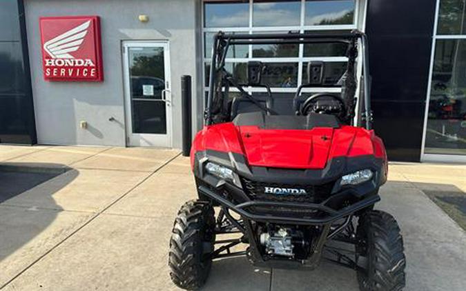 2025 Honda Pioneer 700 Deluxe