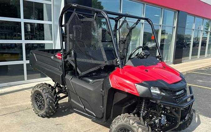 2025 Honda Pioneer 700 Deluxe