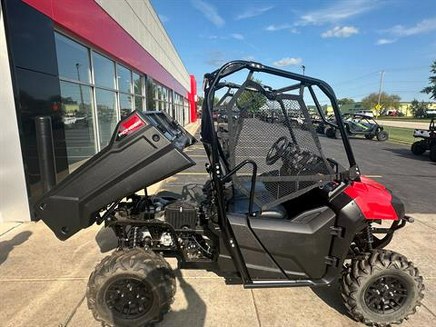 2025 Honda Pioneer 700 Deluxe