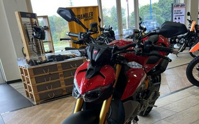 2025 Ducati Streetfighter V2 S