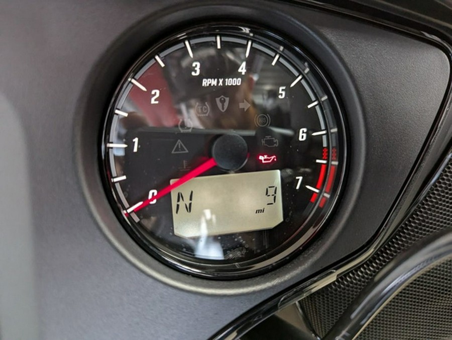 2025 Indian Chieftain Powerplus Black Metallic