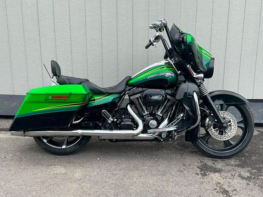 2011 Harley-Davidson Street Glide CVO Base