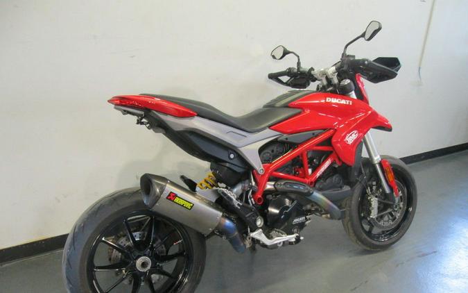 2017 Ducati Hypermotard 939 Red