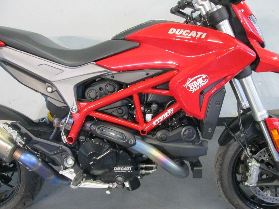 2017 Ducati Hypermotard 939 Red