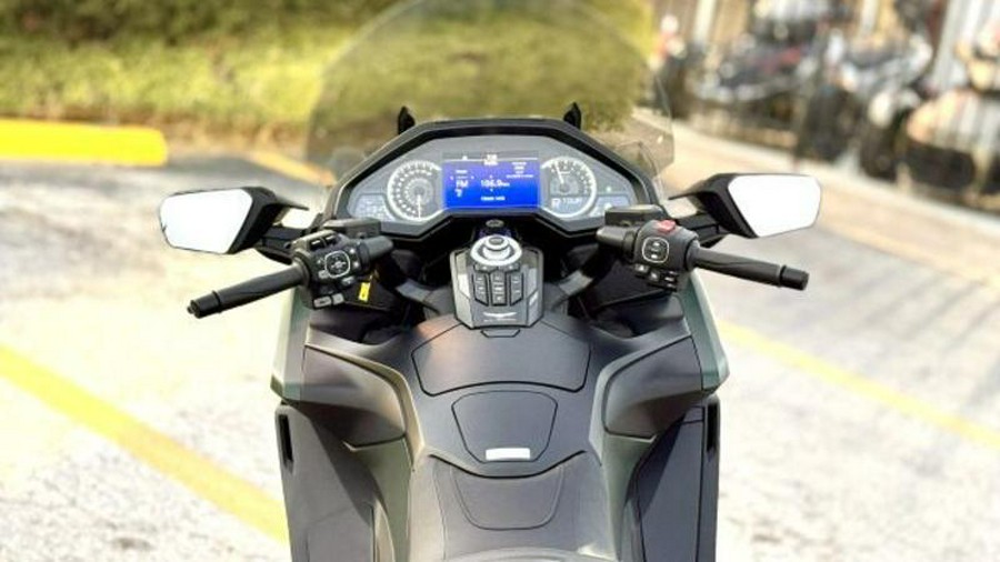 2024 Honda® GL1800B Goldwing