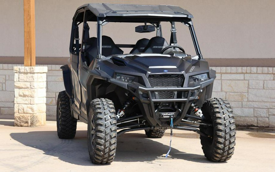 2026 Polaris GENERAL XP 4 1000 ULTIMATE SUPER GRAPHITE Ultimate