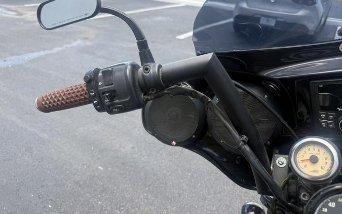 2023 Indian Motorcycle Scout Bobber ABS Black Smoke