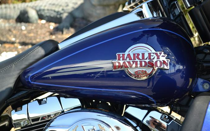 2007 Harley-Davidson Electra Glide® Ultra Classic® Deep Cobalt - FLHTCU