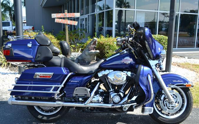 2007 Harley-Davidson Electra Glide® Ultra Classic® Deep Cobalt - FLHTCU