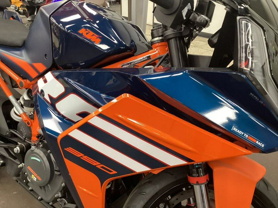 New 2024 KTM RC 390 BLUE