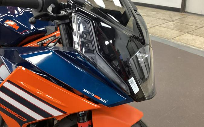 New 2024 KTM RC 390 BLUE