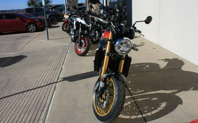 2026 Kawasaki Z900 SE ABS