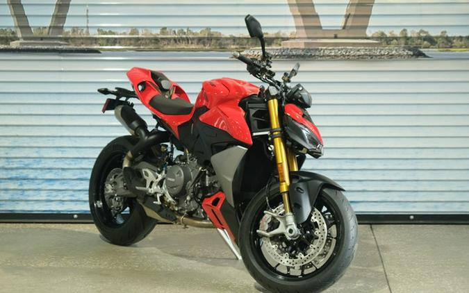 2026 Ducati SFV2S 896