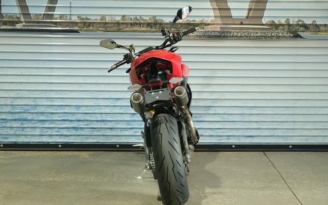 2026 Ducati SFV2S 896