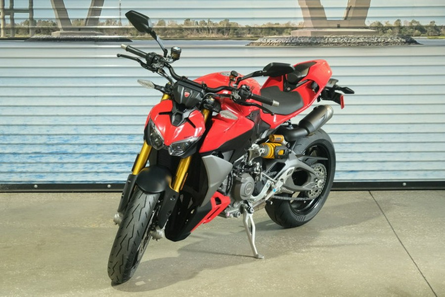 2026 Ducati SFV2S 896