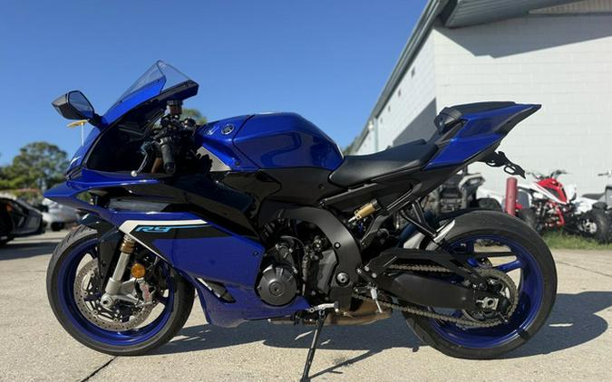 2025 Yamaha YZF R9