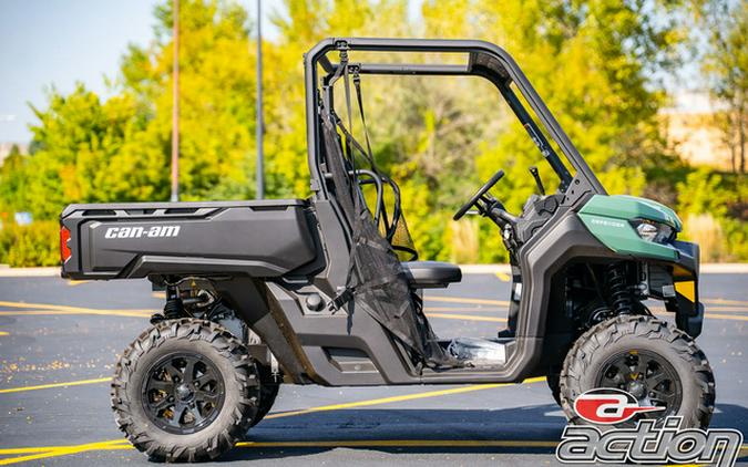 2025 Can-Am Defender DPS HD10