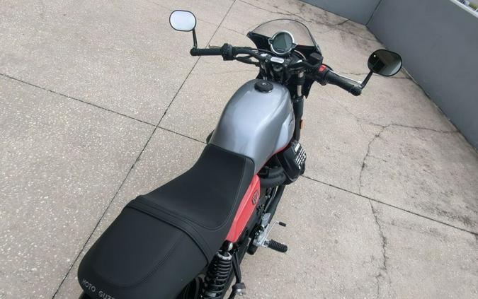 2024 Moto Guzzi V7 Stone Corsa