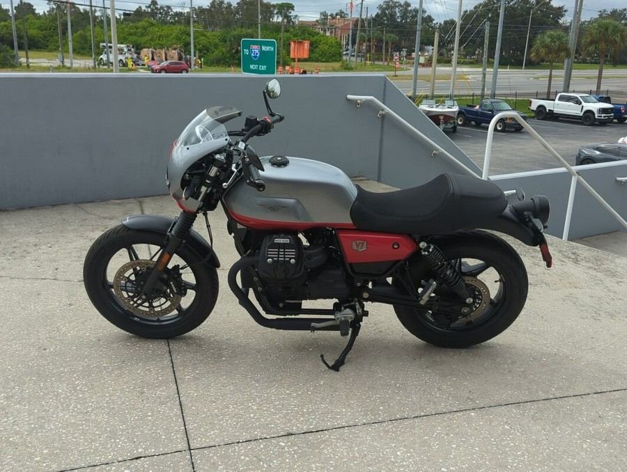 2024 Moto Guzzi V7 Stone Corsa