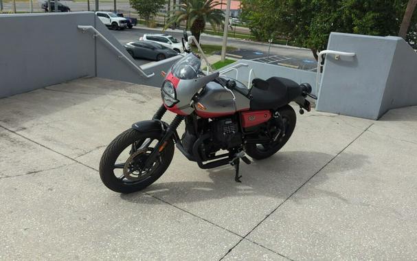 2024 Moto Guzzi V7 Stone Corsa