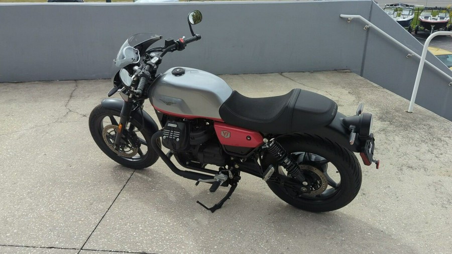 2024 Moto Guzzi V7 Stone Corsa