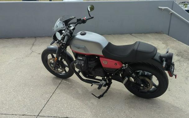 2024 Moto Guzzi V7 Stone Corsa