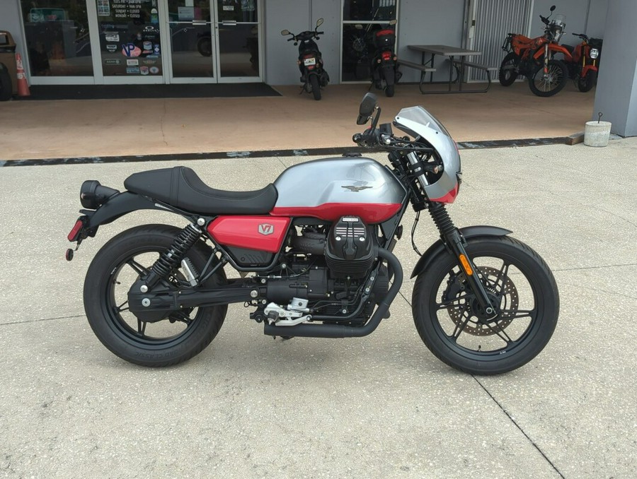 2024 Moto Guzzi V7 Stone Corsa