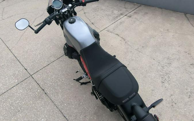 2024 Moto Guzzi V7 Stone Corsa