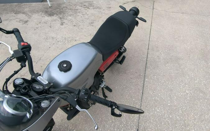 2024 Moto Guzzi V7 Stone Corsa